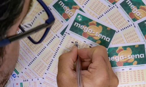 Mega-Sena sorteia R$ 48 milhões hoje: saiba como apostar e assistir ao vivo