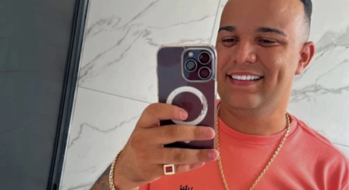 VÍDEO: Jovem é executado a tiros de fuzil dentro de lava jato; Imagens Fortes