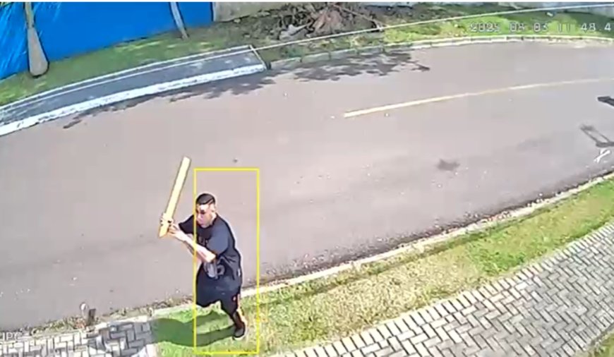 VÍDEO: Torcedor do Coritiba é atacado e agredido por grupo que supostamente queria roubar camisa de time