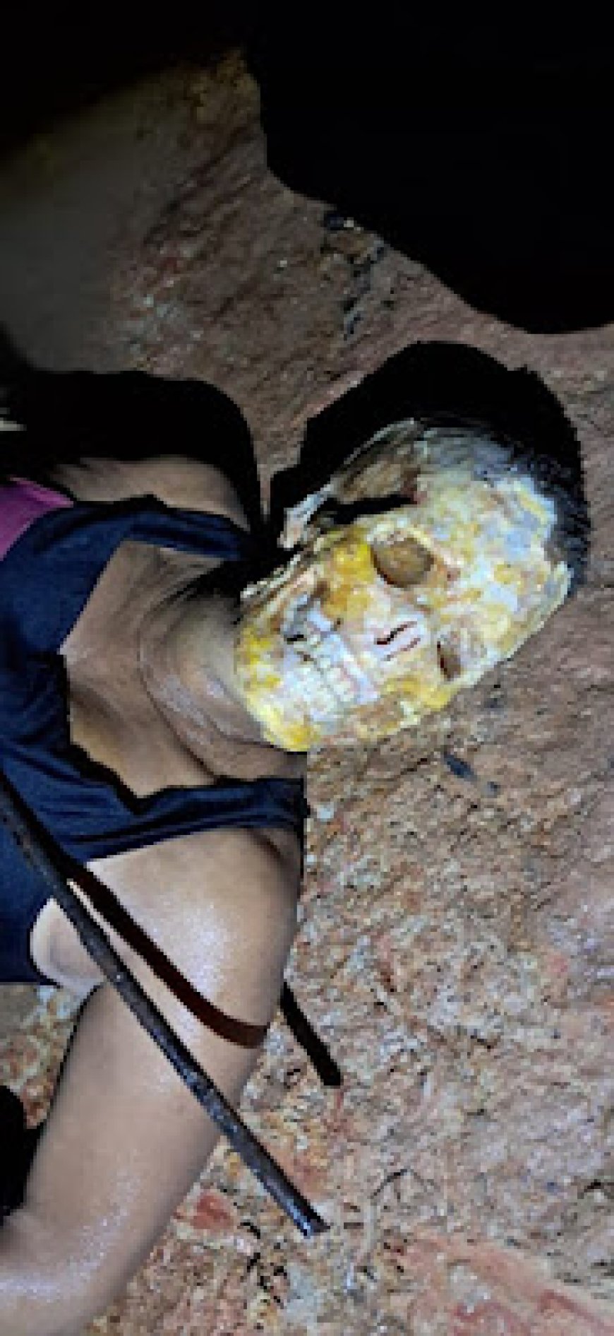 Pescadores encontram corpo em rio com rosto parcialmente devorado por peixes; Imagens Fortes